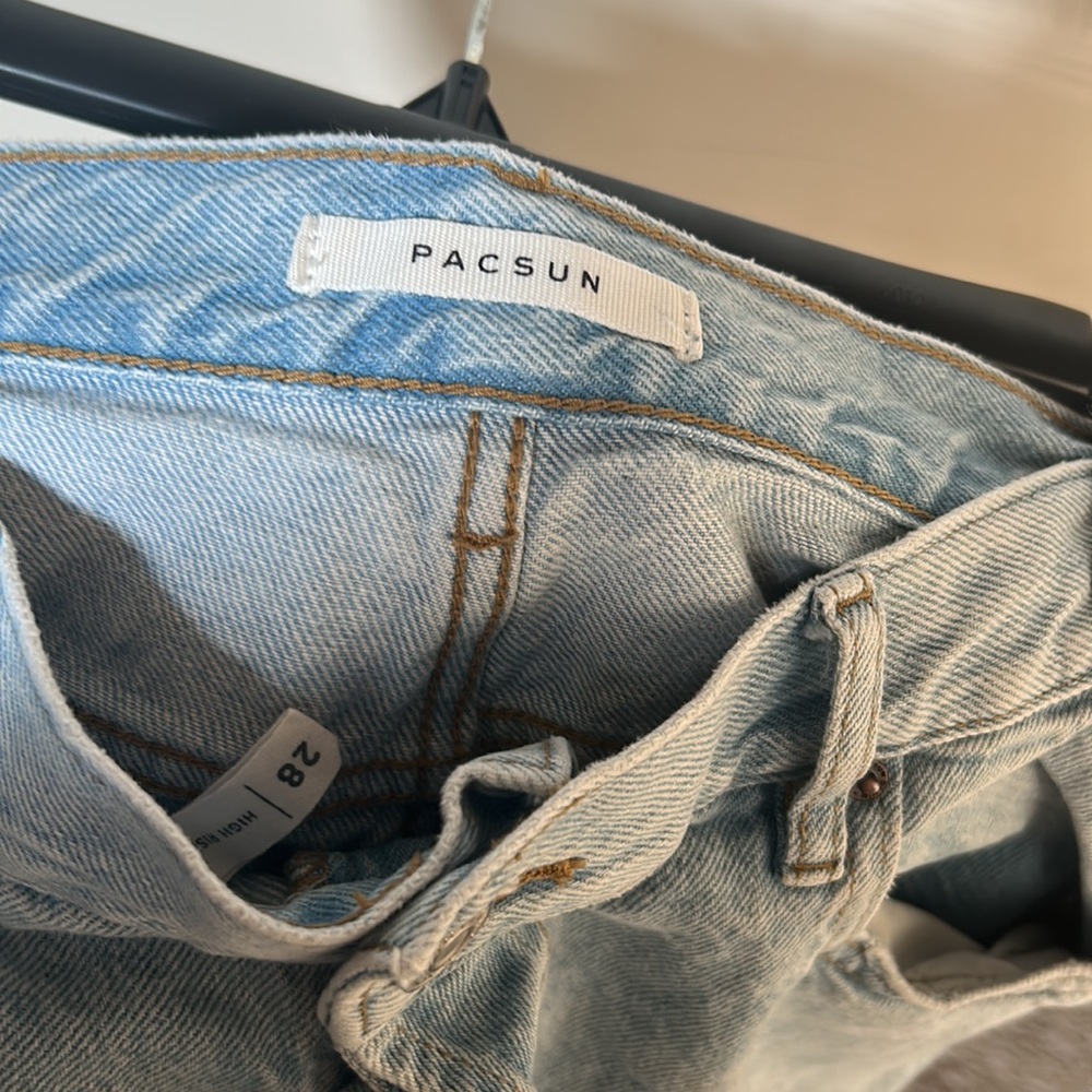 PacSun High Rise Jeans - Picture 3 of 3